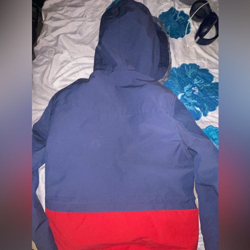 Snow jacket - Picture 2 of 3